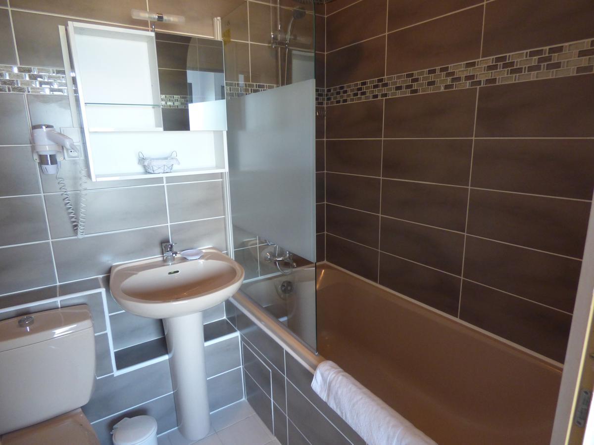 לה קרואסיק Hotel Castel Moor מראה חיצוני תמונה