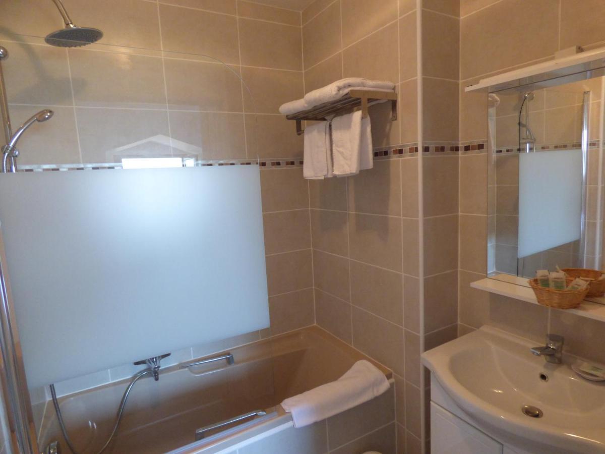 לה קרואסיק Hotel Castel Moor מראה חיצוני תמונה